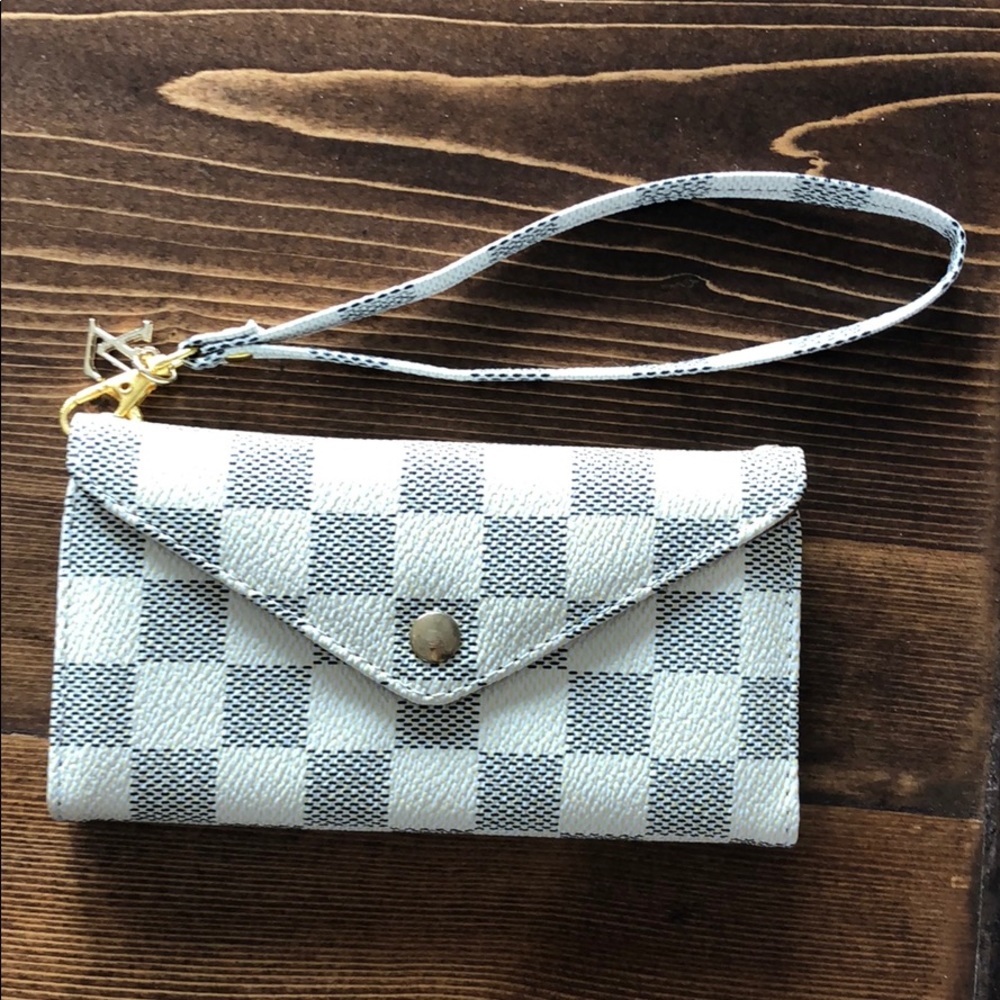 iPhone Wristlet Case